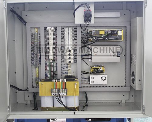 550 mm πλάτος κρεβατιού Οικονομικό CNC οριζόντιο ελαστικό για ακριβή μηχανική και γρήγορη ταχύτητα