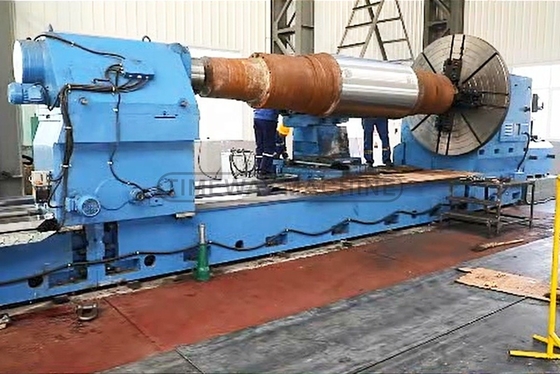 Υψηλή ακαμψία 1 7 Σφινδάλιο Στρίφτης 300 mm Tailstock Quill Travel Γίγαντας Τύπος Τόρνο Μηχανή