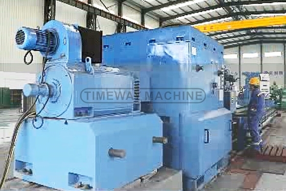 Υψηλή ακαμψία 1 7 Σφινδάλιο Στρίφτης 300 mm Tailstock Quill Travel Γίγαντας Τύπος Τόρνο Μηχανή
