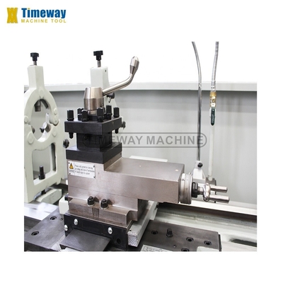 710mm Max. Swing Over Gap Horizontal Center Turning Machine για βιομηχανικό μεταλλικό στροφείο