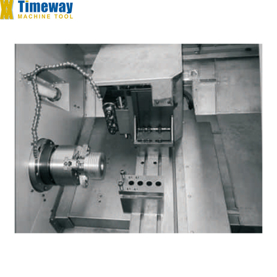 Οριζόντια κλίση κλιμακωτής κλίσης CNC lathes AK-40P 3000x1545x1720mm Spindle Taper άλλα