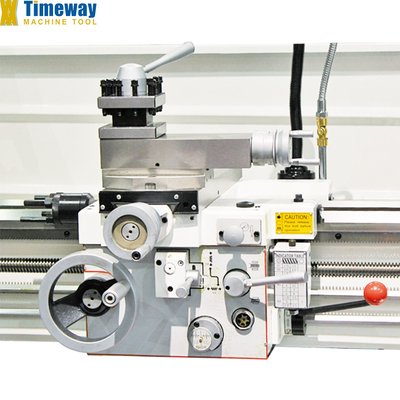 Πάνω Slide Travel 140mm CM-400 Gap Bed Lathe Machine με 45 1800 r.p.m. Ταχύτητα σπινθήρα