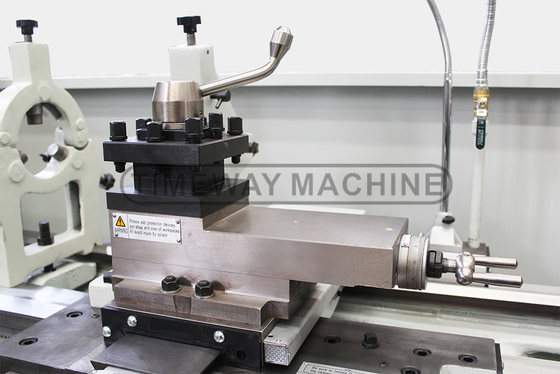BL-500C Gap Bed Lathe Machine με 105mm Σπινδέλου Bored και 25x25mm Μέγεθος τμήμα εργαλείου