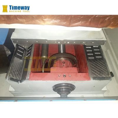 Υψηλής ακρίβειας καθολική κυλινδρική μηχανή άλεσης με απόσταση 2000 mm μεταξύ των κέντρων