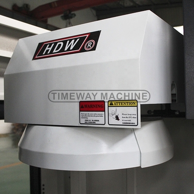 Μηχανή αλεξίπτωσης CNC VMC650G με μέγεθος τραπεζιού 1000*420mm Timeway 3 Axis Vertical Made
