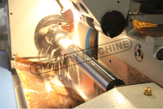 Ενίσχυρη 4kW Παγκόσμια κυλινδρική μηχανή άλεσης UG-200 G-320 για ακριβή άλεση