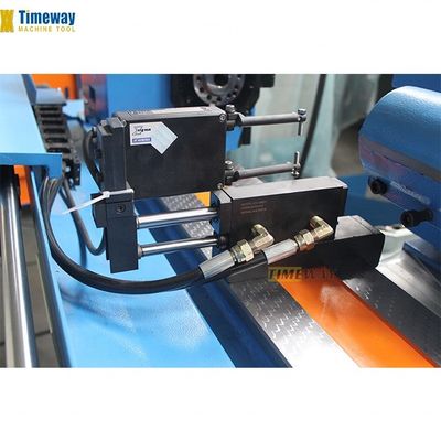 Μηχανή ακρίβειας κυλινδρικής άλεσης με βάρος 3000KG και μήκος άλεσης 500mm Max