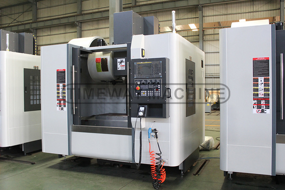 600 mm Table Travel VMC1060L CNC κάθετη φρεναρίστρα με χωρητικότητα 24 εργαλείων