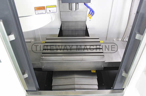 Φθηνό VMC650G CNC Κέντρο Μηχανών Μεταλλικών με κάθετο σχεδιασμό